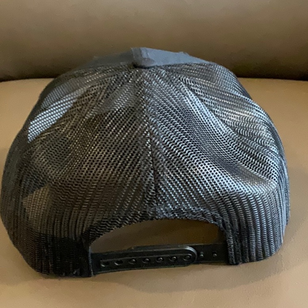Basic Black SnapBack hat - Picture 2 of 3